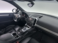 Porsche Cayenne vaihtoauto