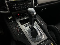 Porsche Cayenne vaihtoauto