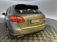 Porsche Cayenne vaihtoauto