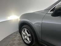 Porsche Cayenne vaihtoauto