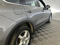 Porsche Cayenne vaihtoauto
