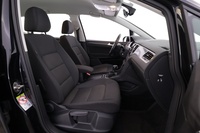 Volkswagen Golf Sportsvan vaihtoauto