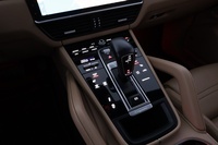 Porsche Cayenne vaihtoauto