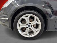 Ford S-MAX vaihtoauto