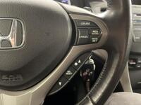 Honda Accord vaihtoauto