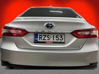 Toyota Camry vaihtoauto