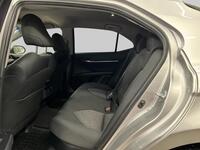 Toyota Camry vaihtoauto