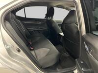 Toyota Camry vaihtoauto