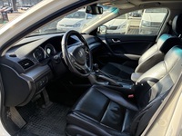 Honda Accord vaihtoauto