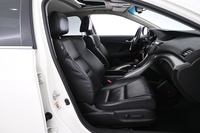 Honda Accord vaihtoauto