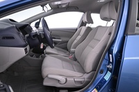 Honda Insight vaihtoauto