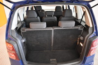 Volkswagen Touran vaihtoauto