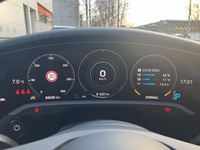 Porsche Taycan vaihtoauto