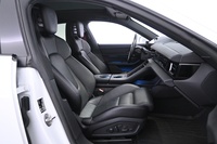 Porsche Taycan vaihtoauto