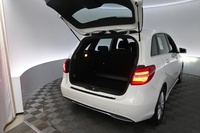 Mercedes-Benz B vaihtoauto