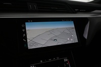 Audi Q8 e-tron vaihtoauto