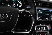 Audi Q8 e-tron vaihtoauto