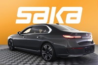 BMW i7 vaihtoauto