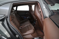 Porsche Taycan vaihtoauto