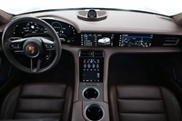 Porsche Taycan vaihtoauto