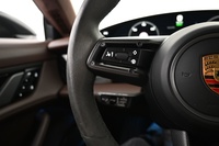 Porsche Taycan vaihtoauto