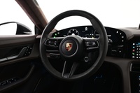 Porsche Taycan vaihtoauto