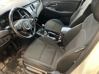 Kia Carens vaihtoauto
