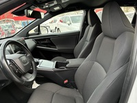 Toyota bZ4X vaihtoauto