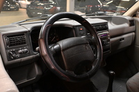 Volkswagen Caravelle vaihtoauto