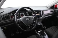 Volkswagen T-Roc vaihtoauto