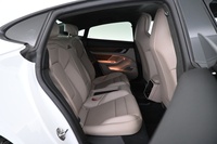 Porsche Taycan vaihtoauto