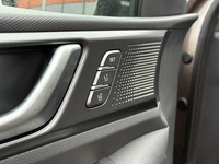 Hyundai IONIQ hybrid vaihtoauto