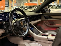 Porsche Taycan vaihtoauto