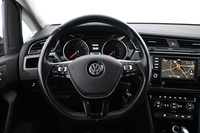 Volkswagen Touran vaihtoauto