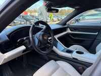 Porsche Taycan vaihtoauto