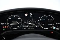 Porsche Taycan vaihtoauto