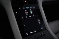 Porsche Taycan vaihtoauto