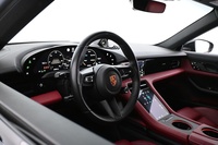 Porsche Taycan vaihtoauto