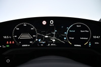 Porsche Taycan vaihtoauto