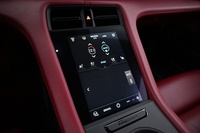 Porsche Taycan vaihtoauto