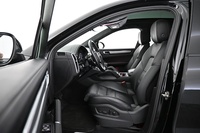 Porsche Cayenne vaihtoauto