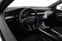 Audi Q8 e-tron vaihtoauto