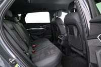 Audi Q8 e-tron vaihtoauto