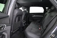 Audi Q8 e-tron vaihtoauto