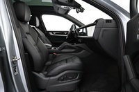 Porsche Cayenne vaihtoauto