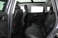 Jeep Compass vaihtoauto