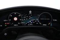 Porsche Taycan vaihtoauto