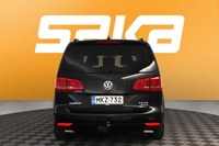 Volkswagen Touran vaihtoauto