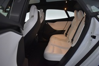 Tesla Model S vaihtoauto