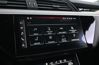 Audi Q8 e-tron vaihtoauto